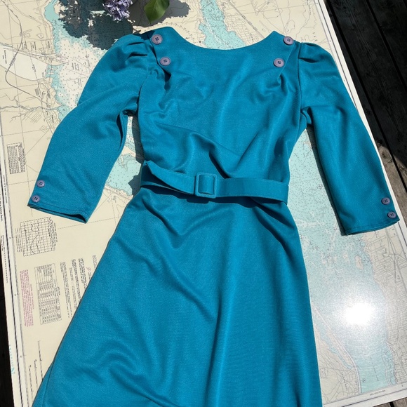 Vintage Teal Belted Button Back Dress - Picture 2 of 8